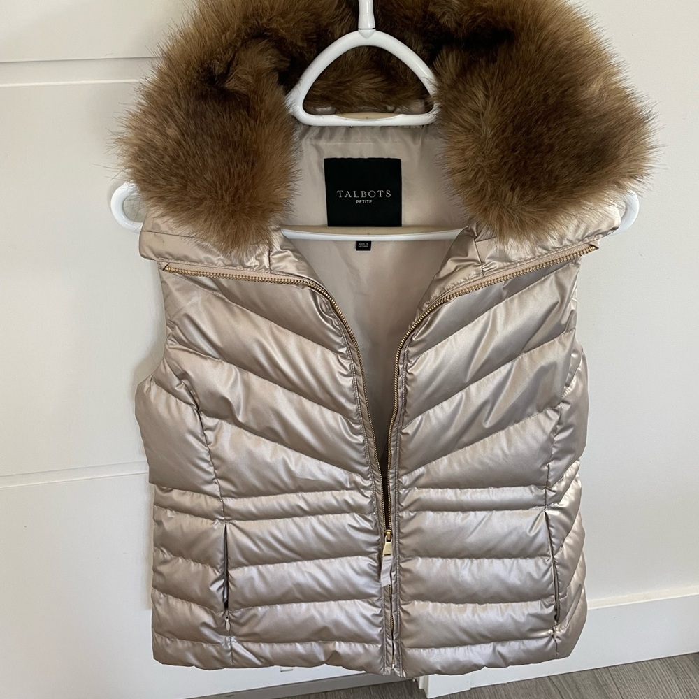 Talbots Champagne Quilted Puffer Vest with Brown Faux-Fur Hood Trim